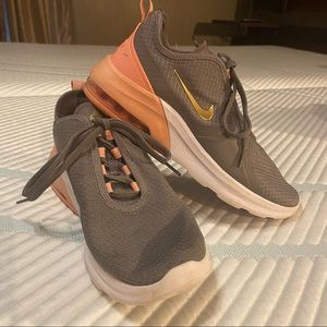 Nike Air Max Motion 2